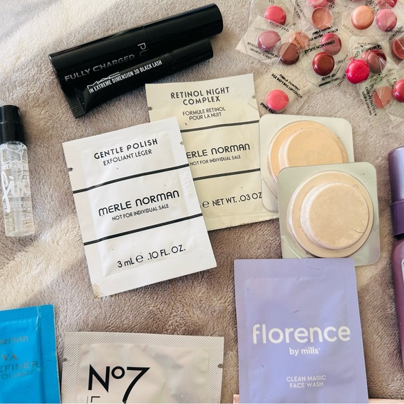 Sample Haul - Picture 3 of 5